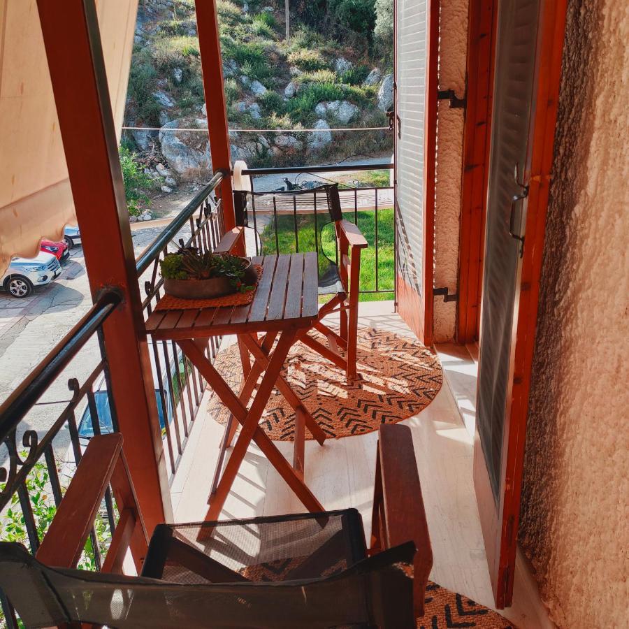 Olga Apartment Никиана Екстериор снимка